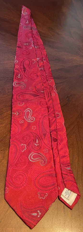 Corbata para el cuello Sean John roja hecha a mano 100 % seda para hombre hecha en China Foto 3 de 4