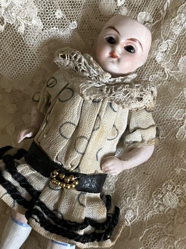 Antique German Mignonette Bisque Doll 9cm Original Dress - Picture 12 of 18