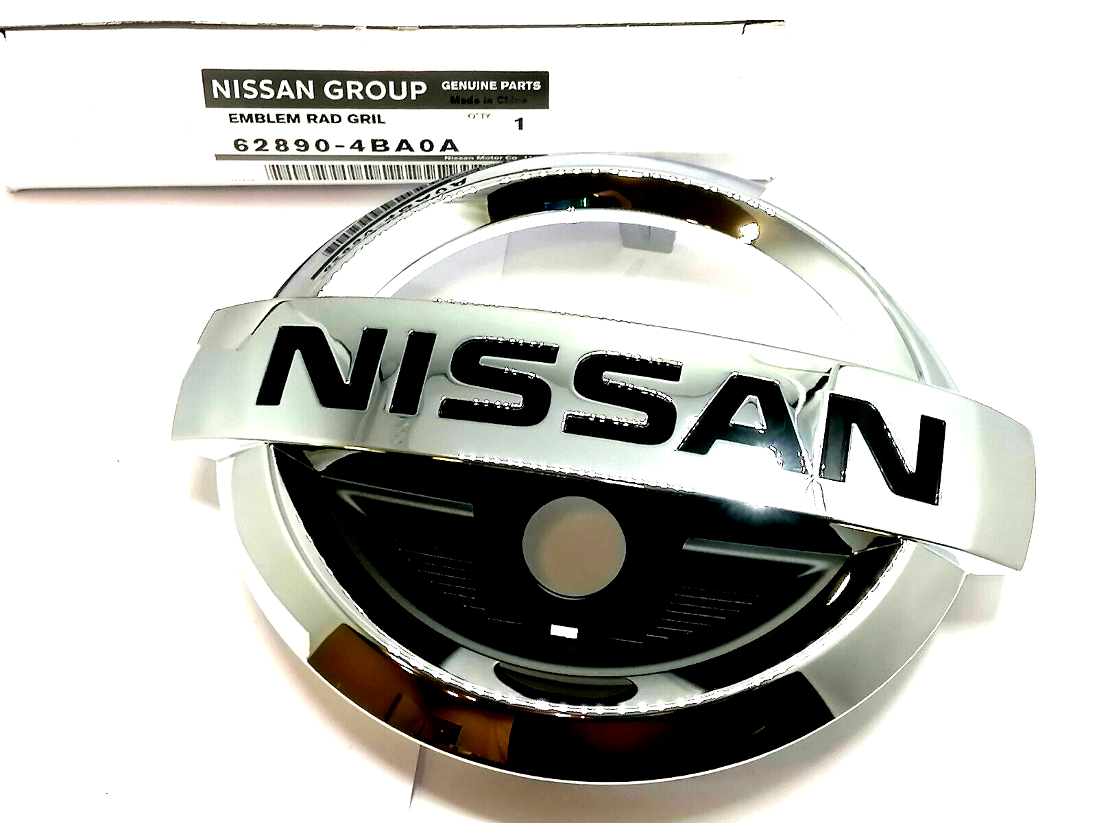 628904BA0A Genuine OEM for Nissan XTRAIL 14 Front Grille Emblem w/Camera Hole eBay