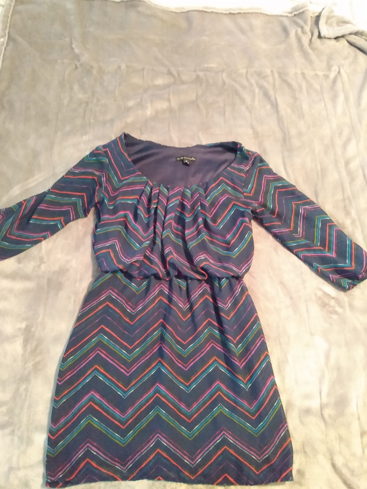 City Triangles Women's Medium Multicolor Zig Zag … - image 1