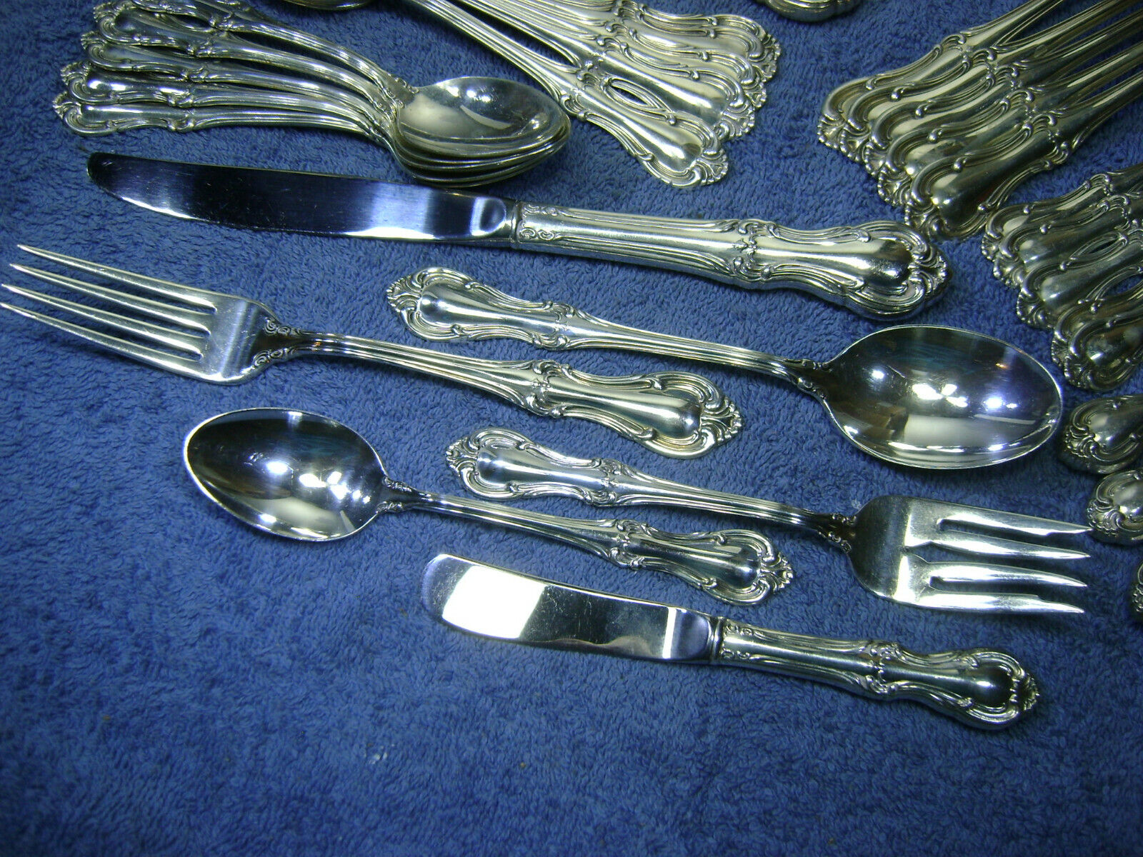 International Sterling Silver Joan of Arc Flatware Set service for 6 (36 pieces)