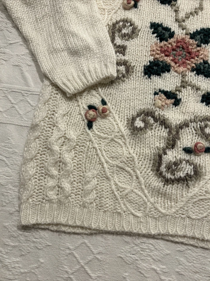 VTG 90s 3D Womens Sweater Sz Med Floral Grannycore Cottage Core Coastal Grandma - Image 2 of 4
