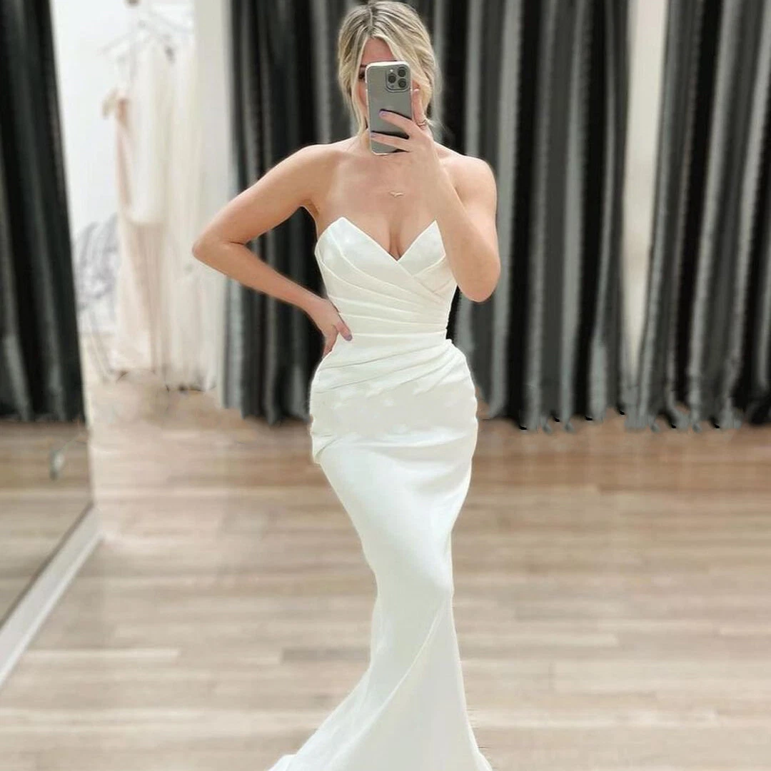 Sexy Sweetheart Satin Wedding Dresses Plus Size Mermaid Sweep Train Bridal Gowns