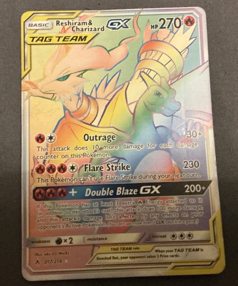 Reshiram & Charizard GX 217/214 Secret Rare Rainbow Unbroken Bonds Pokémon
