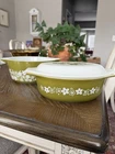 PYREX Spring Blossom Crazy Daisy Green White Glass Casserole Bowls Lid 475 043