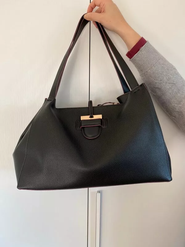 Borsa tracolla hotsell nera carpisa