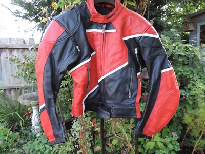 VINTAGE TEKNIC BLACK, RED WHITE LEATHER BIKER JACKET TROUSERS 42 INCH  CHEST UK