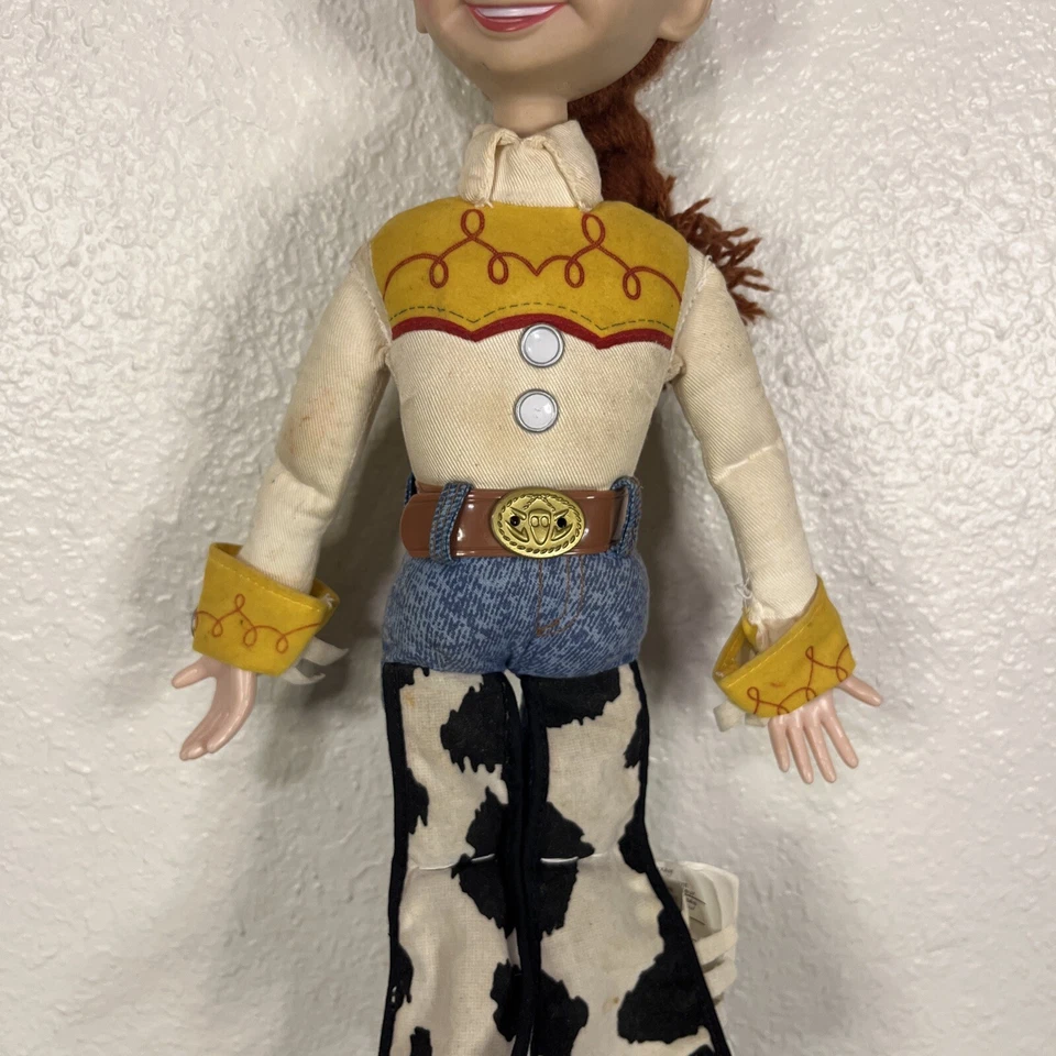 Плюшевая говорящая кукла Джесси 15 дюймов Thinkway Toys Disney Pixar! Читайте! - Изображение 3 из 4