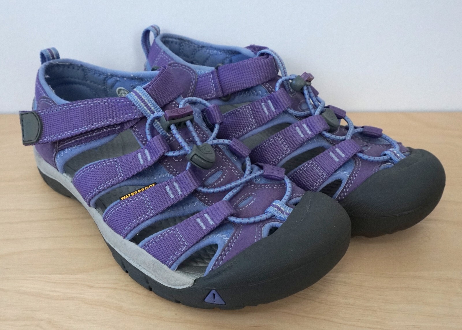 Sandali Keen viola da bambina per escursioni all'aperto da passeggio taglia 5