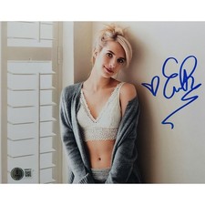 Emma Roberts Signed Photo #3 (8x10)