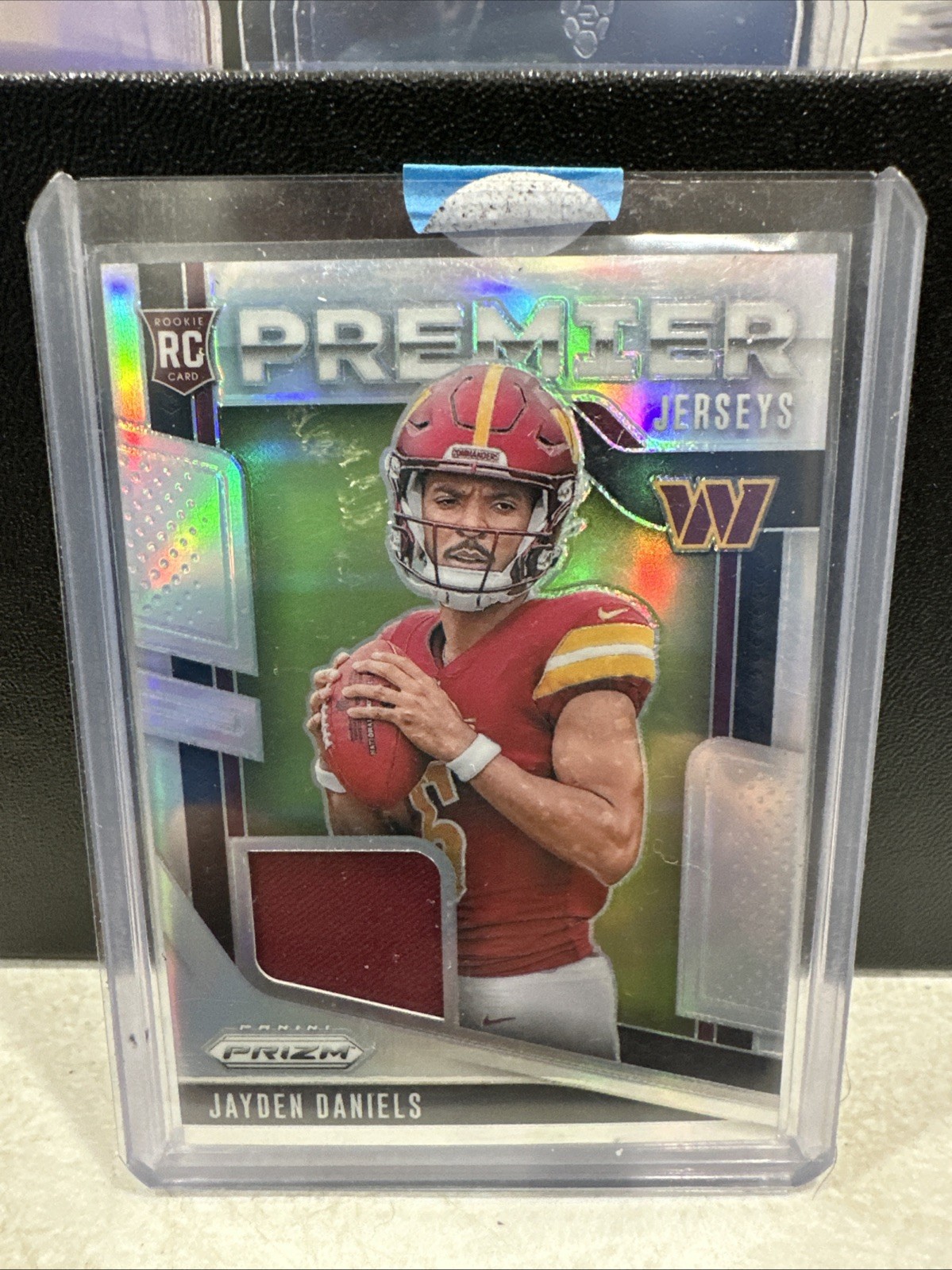 2024 Panini Prizm - Premier Jerseys Jayden Daniels #PJ-JDS (MEM, RC) A1