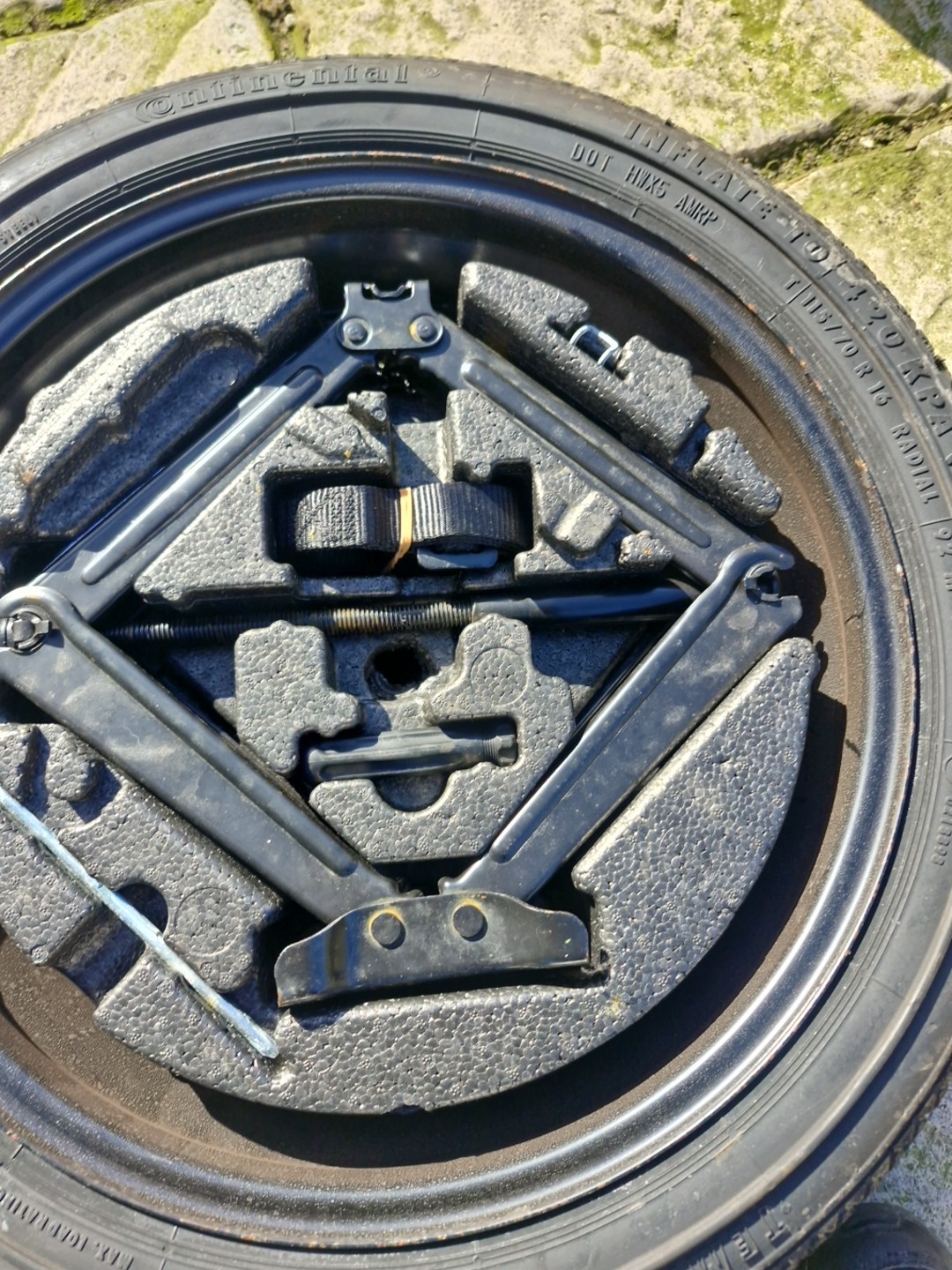Picture 3 of 6