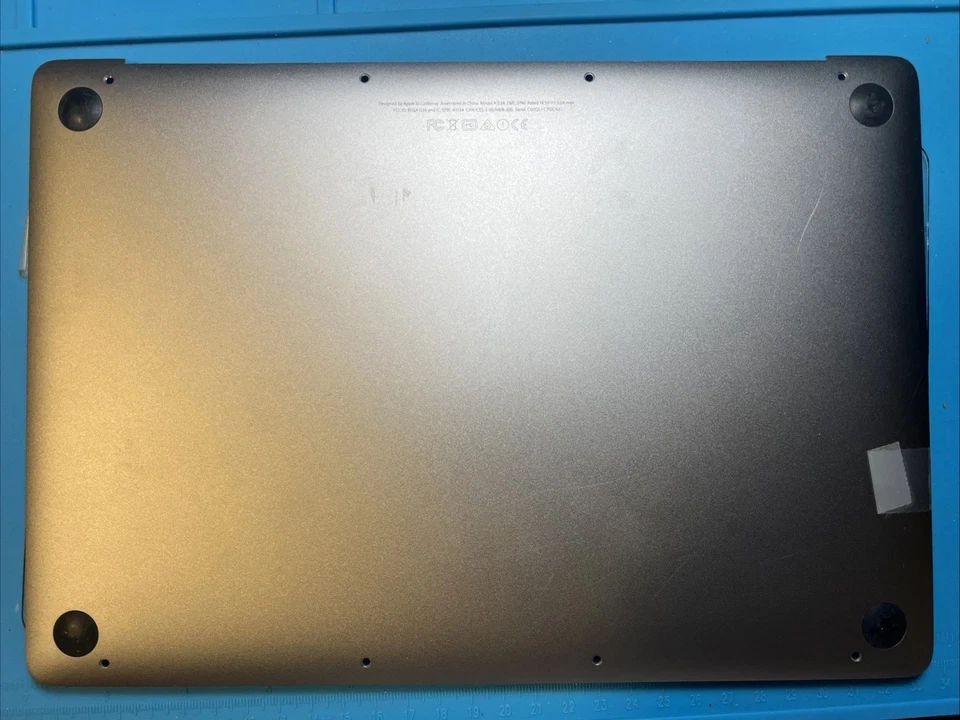 Funda Inferior Batería para MacBook A1534 12" - 2016 2017 - 661-04856 - 661-06789 Foto 2 de 4