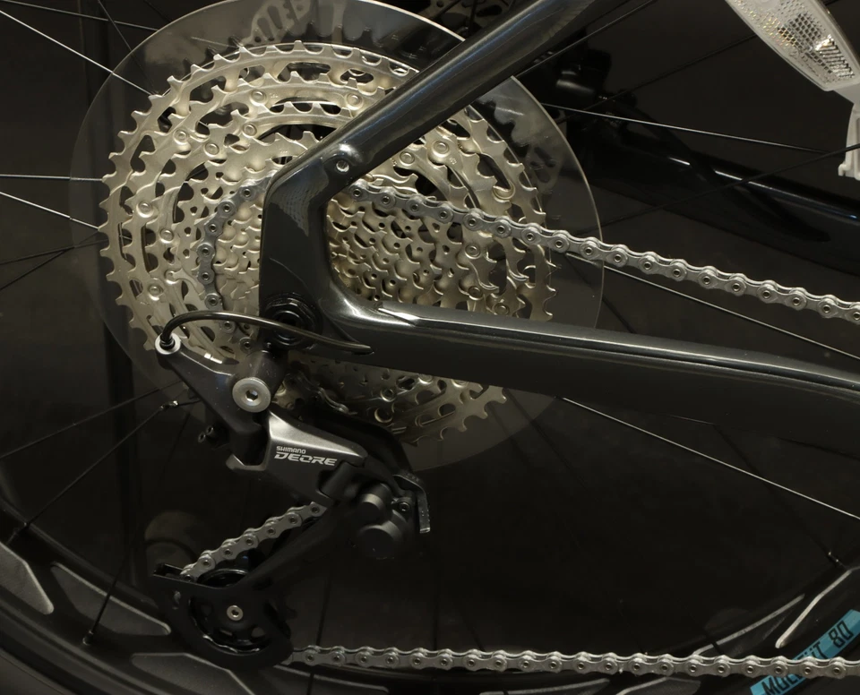 Bicicleta Salsa Beargrease Deore 11 Carbono Graso Neumático Grande Negra Desvanecida 11s NUEVA Pantalla Foto 3 de 4