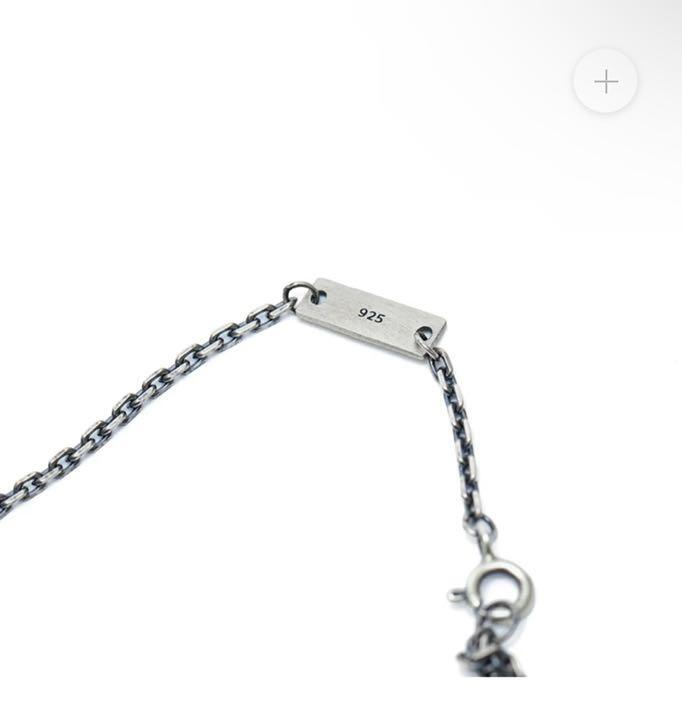 [SUGA] GUITAR PICK NECKLACE（SILVER） BTS - SUGA Silver Guitar Pick Necklace 😍🫰 - BTS ARMY GIFT SHOP