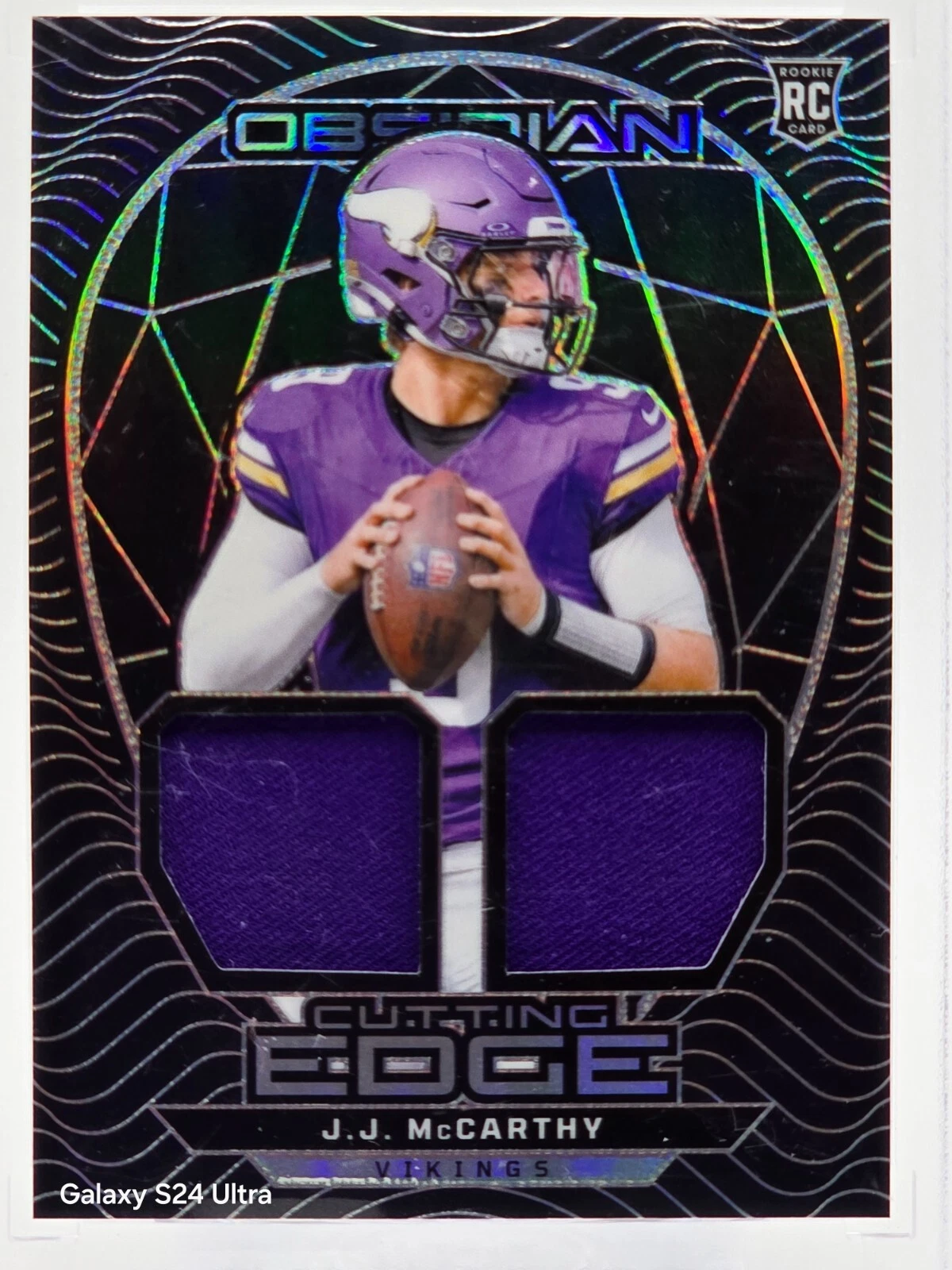 JJ McCarthy Panini Obsidian Cutting Edge Materials #CEMJMY Base