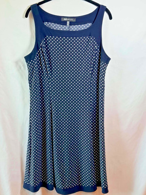 AK Anne Klein navy blue sleeveless dress, Size L, Cool & Breezy