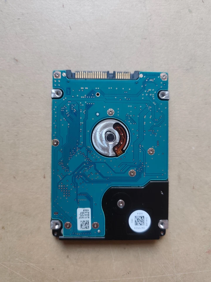 HGST HTS547575A9E384 750GB 2,5" HDD Festplatte 5400rpm SATAII 8MB - Bild 2 von 4