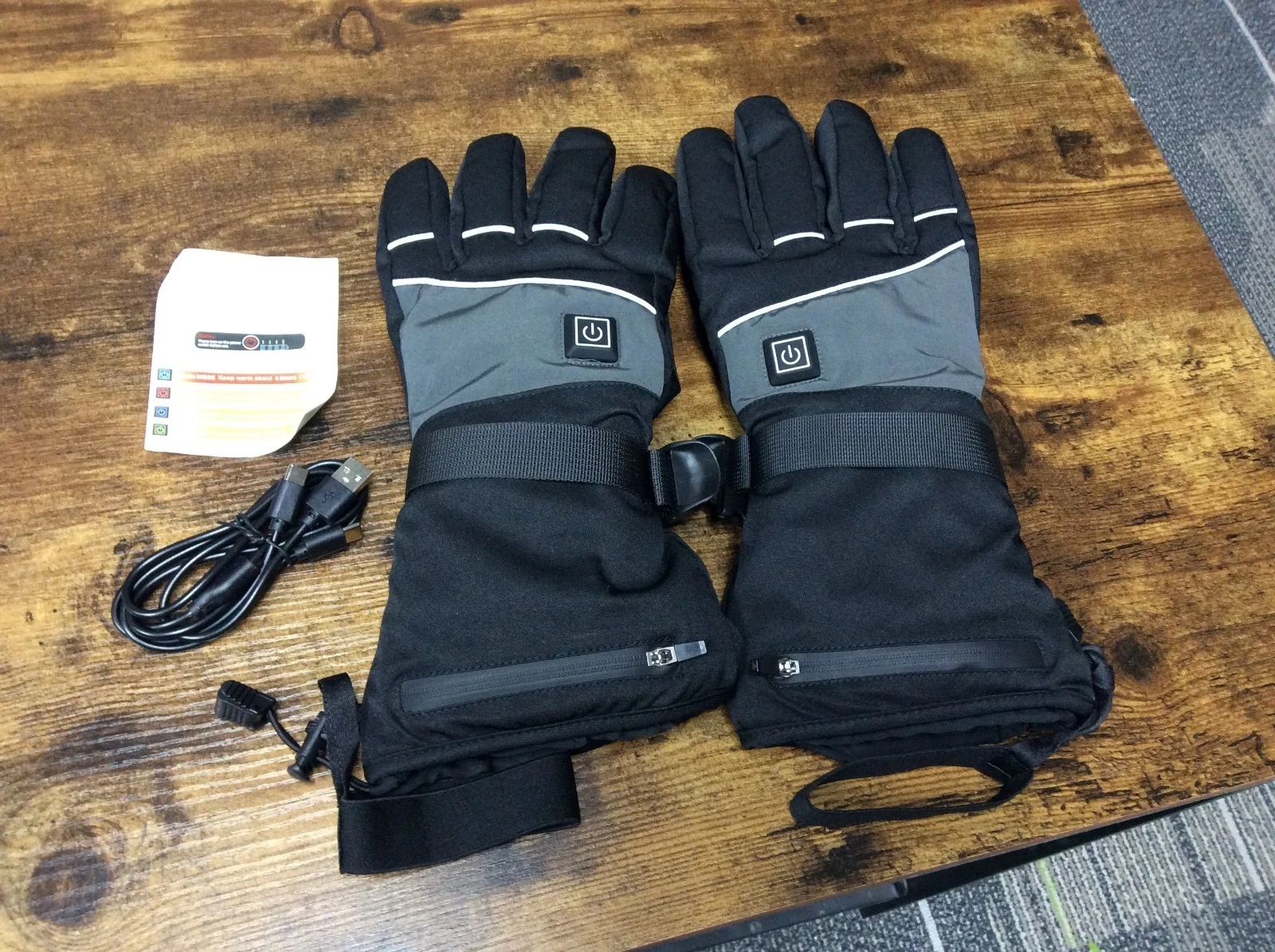 Heated Gloves Unisex w/Rechargeable Battery Waterproof Black Size Medium
Opens in a new window or ta