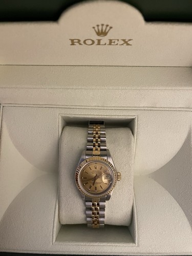 Rolex Lady-Datejust 69173 Gold and Silver Jubilee Bracelet with Gold Bezel