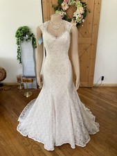 mori lee size 10 ivory lace wedding dress.  Champagne/Ivory