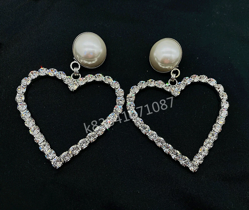 Alessandra rich crystal heart earrings deals with pearl clip