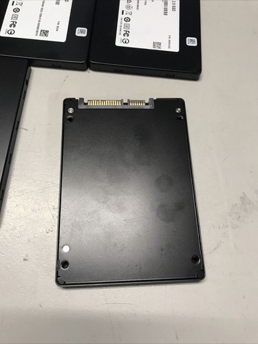 Fast Micron 1100 2.5" 256GB 256 Gb Solid State Drive SSD for laptop & desktop - Picture 3 of 3