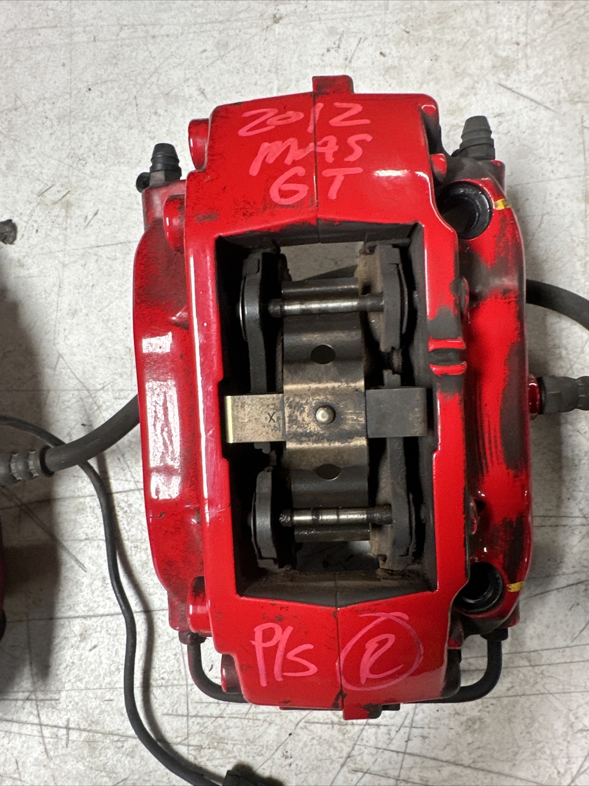 2012 Maserati Gran Turismo Rear Calipers Red Loaded