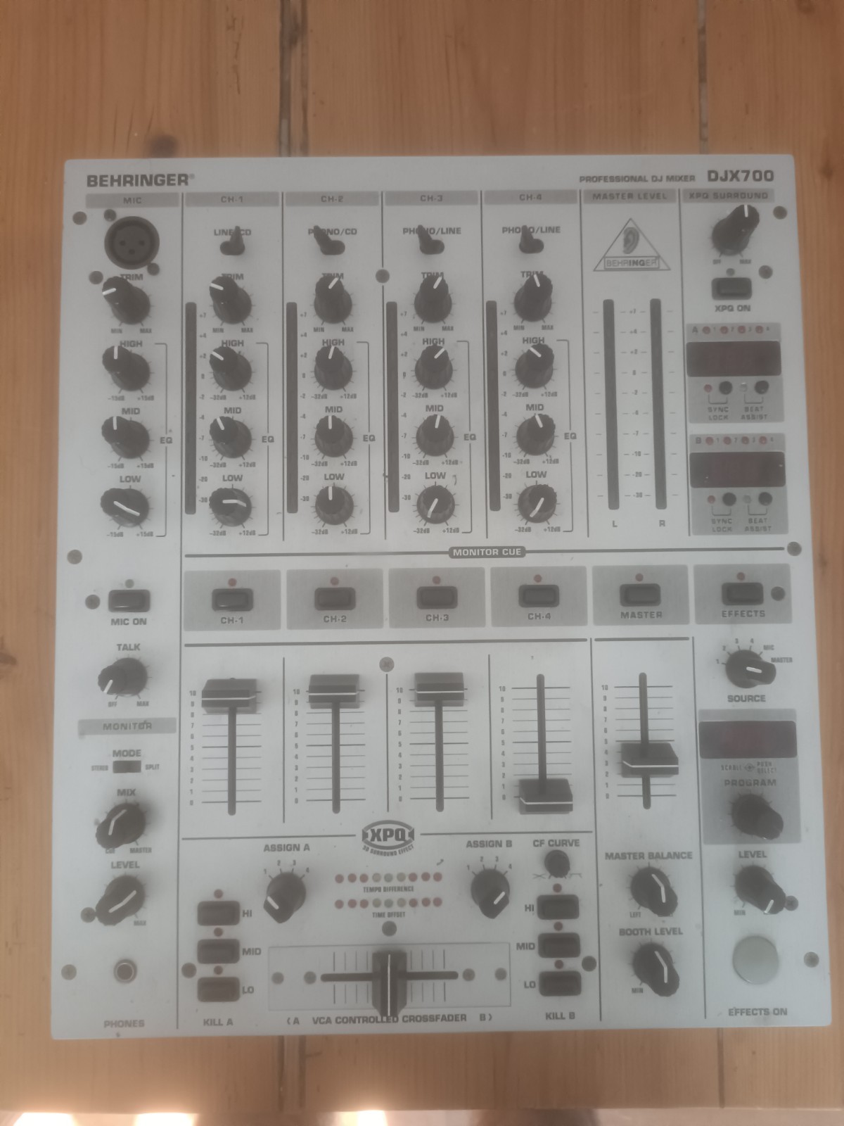 Behringer Djx700 Pro Mixer 5 Channels, BEHRINGER PRO MIXER DJX700