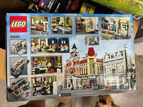 LEGO Creator Expert: Parisian Restaurant (10243) Sealed Retired Rare