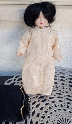 Vintage Porzellan Puppe Dolls Of The World Saudi Arabien Puppen der Welt
