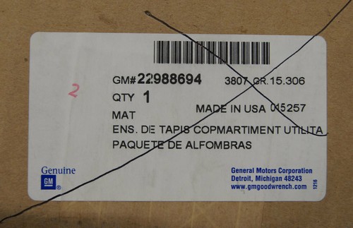 2013-2016 Chevrolet Malibu Rear Cargo Area Rubber Mat Black New OEM 22988694 - Picture 3 of 3