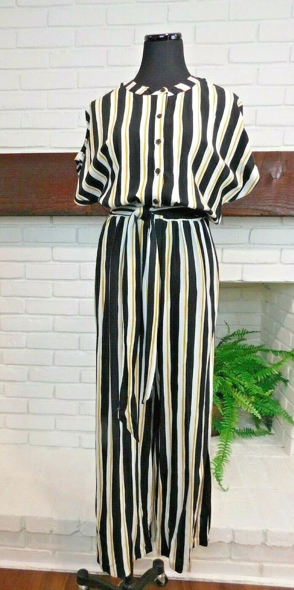NWT Who What Wear Size Small Button Up Belted Jumpsuit Black