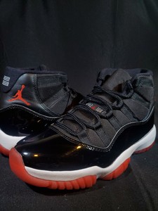 retro 11 bred size 8.5