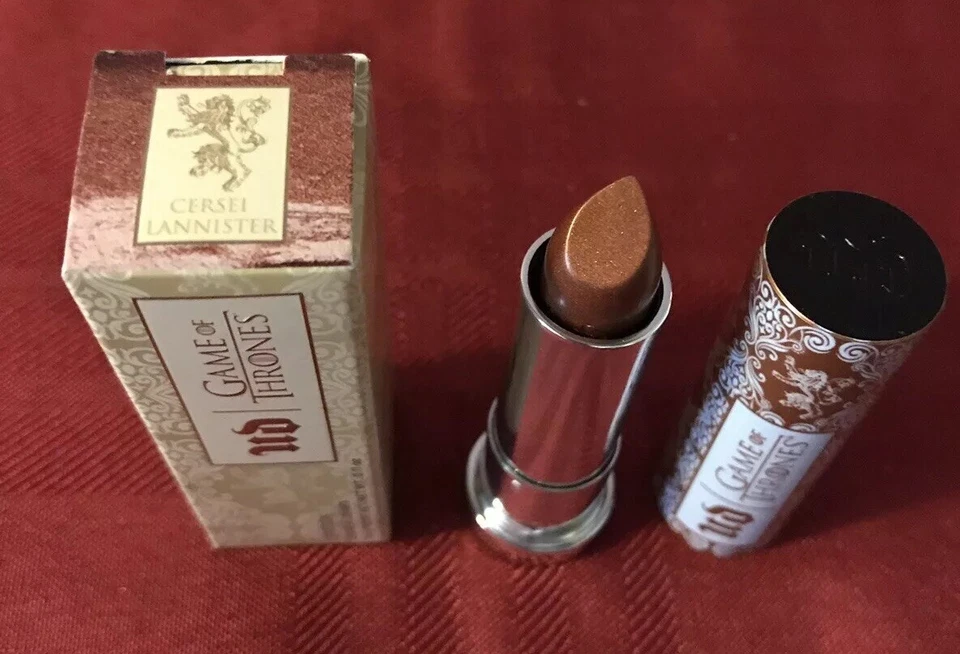 Colección Urban Decay X Juego de Tronos ELIGE UN LÁPIZ LABIAL NUEVO Foto 3 de 4