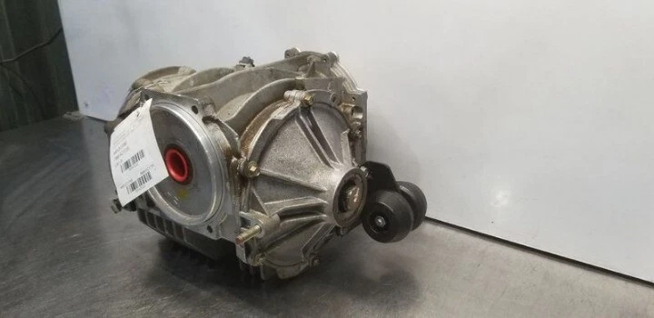 1997-2004 Chevrolet Corvette Rear Differential Carrier Assembly AT Opt GU90 OEM - Imagem 4 de 4