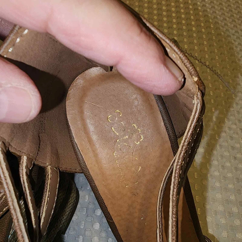 SANDALIAS CUÑA SBICCA EUC MUJER TALLA 10 M Foto 4 de 4