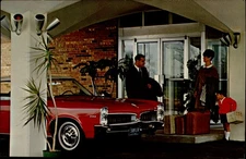 Holiday Inn Boise Idaho vintage postcard d160