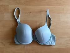 VICTORIA’S SECRET PINK Blue Wear Everywhere T-shirt Bra Sz 34B Lightly Lined