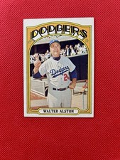 1972 Topps #749 Walter Alston Los Angeles Dodgers high-grade NM        B72#749A1