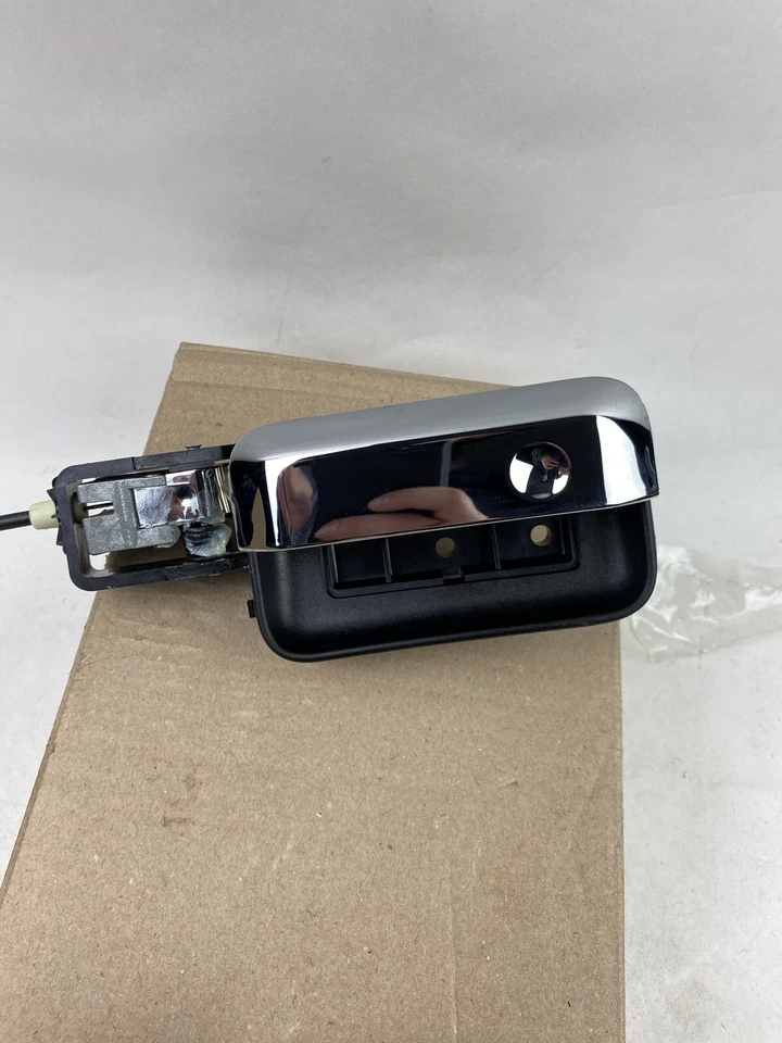 Conjunto de manija y cerradura de puerta de pasajero trasero genuino Ford OEM 2004-2008 F-150 RH Foto 4 de 4