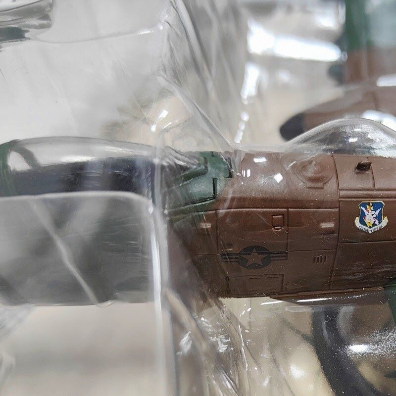 Maquette Avion Altaya A-10A Thunderbolt II - 1/72 - Plans De Combat AY023a