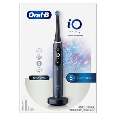 Oral-B iO7 Electric Toothbrush with 2 Brush Heads NEW   