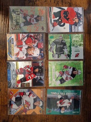 New Jersey Devils Lot Of 8 Cards As Pictured **Combine Ship **