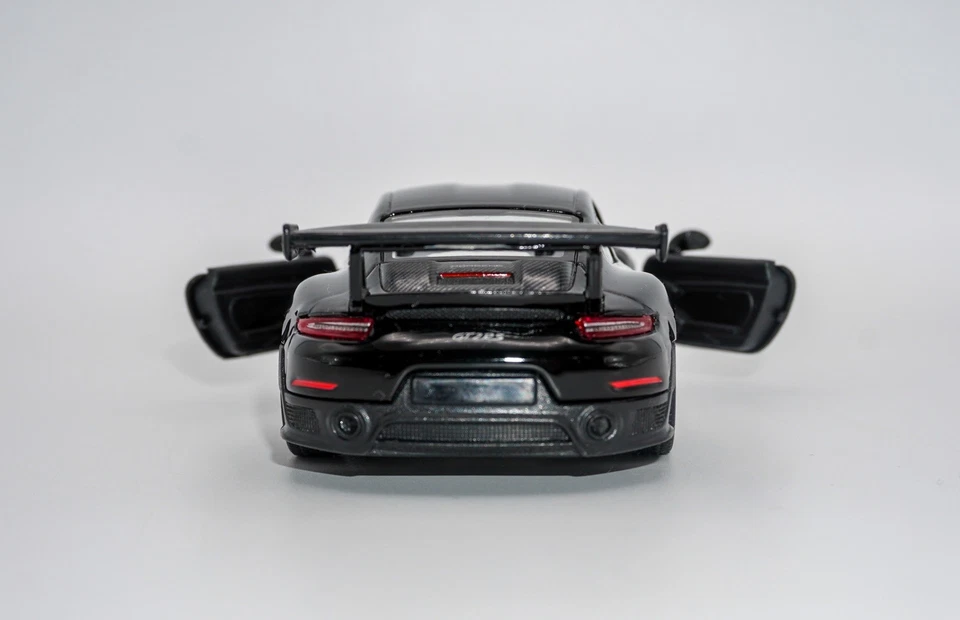 2018-2020 Porsche 911 GT2 RS (991) литая коллекционная модель, масштаб 1/36.  - Изображение 4 из 4