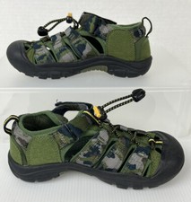 Kids KEEN Outdoor Trail Sandals Newport H2 Child Sz 2 Water Friendly Hiking NWOB