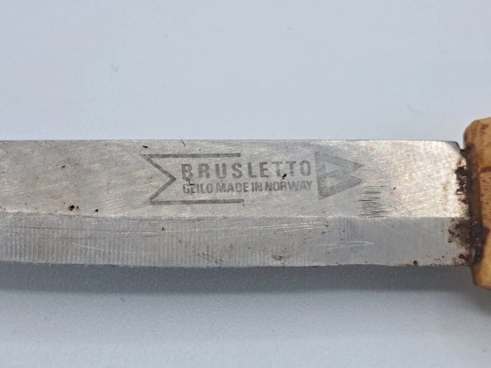 CUCHILLO BRUSLETTO GEILO VINTAGE MANGO HUESO RARO NORUEGA 6 1/2" Foto 3 de 3