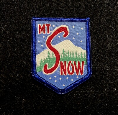MT SNOW Vintage Authentic Ski Patch Badge VERMONT Skiing Resort Souvenir Travel