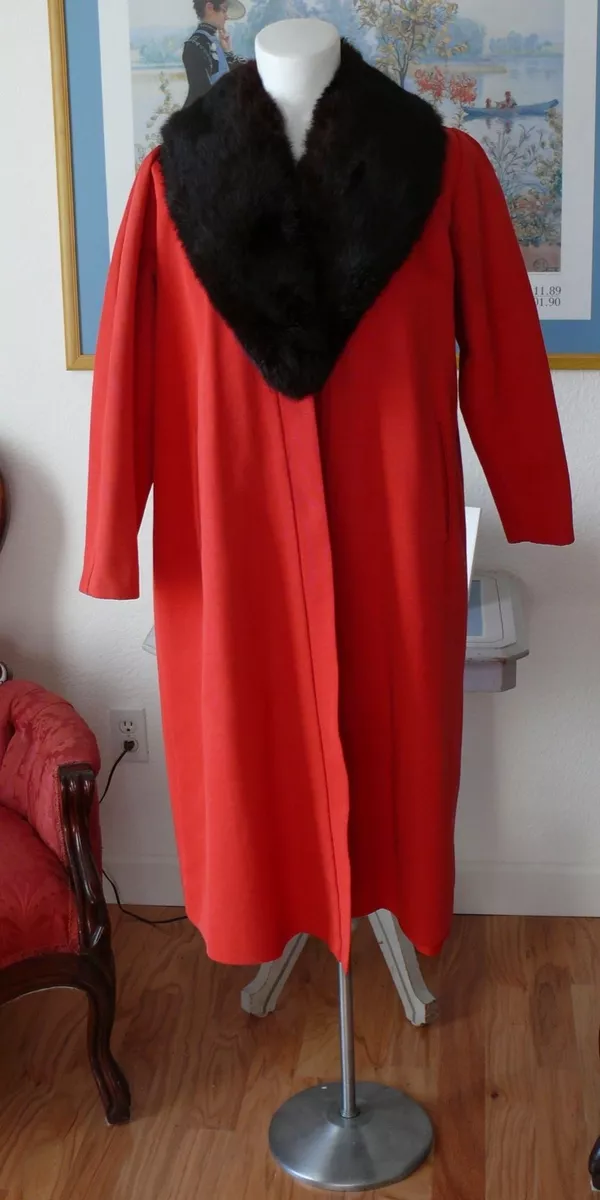 Evening coat in thin black striped red silk best sale faille