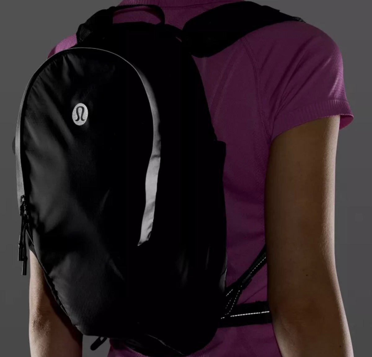 Lululemon Fast Free Reflective Backpack with shoe bag Medium  display picture 2